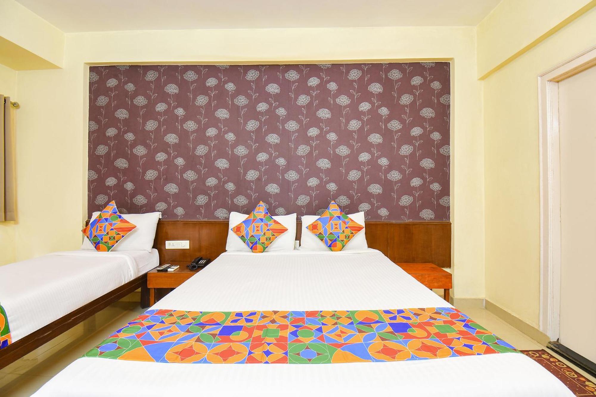 Fabhotel Prime Yash Residency - Nr Lonavala Railway Station Exterior photo