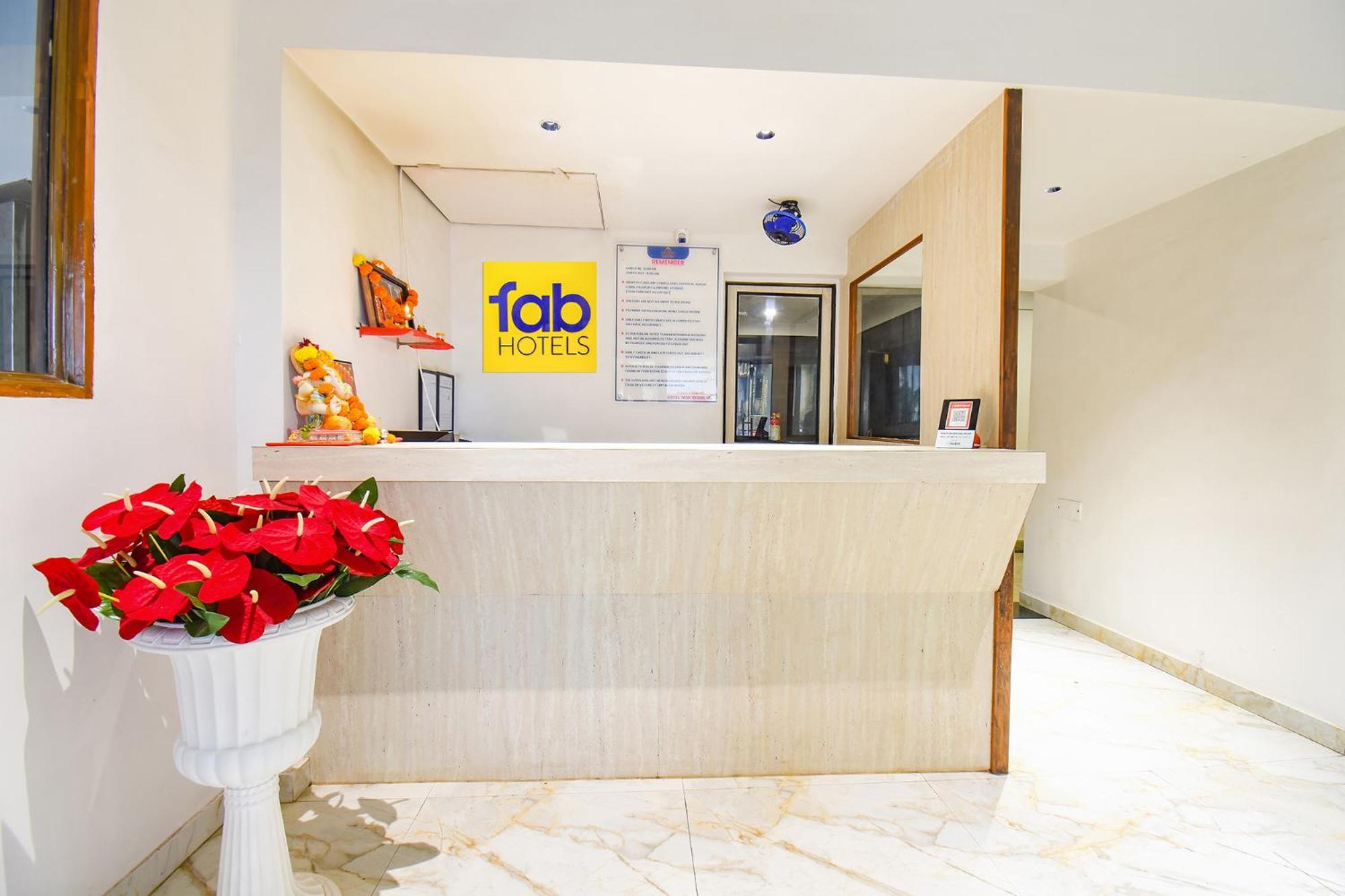 Fabhotel Prime Yash Residency - Nr Lonavala Railway Station Exterior photo